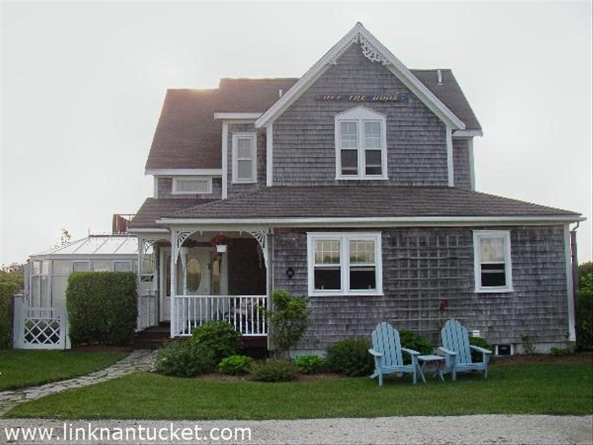 Tom Nevers- 24 EXETER STREET Image