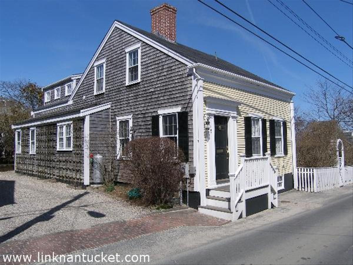 Town- 5 EAST DOVER STREET Image