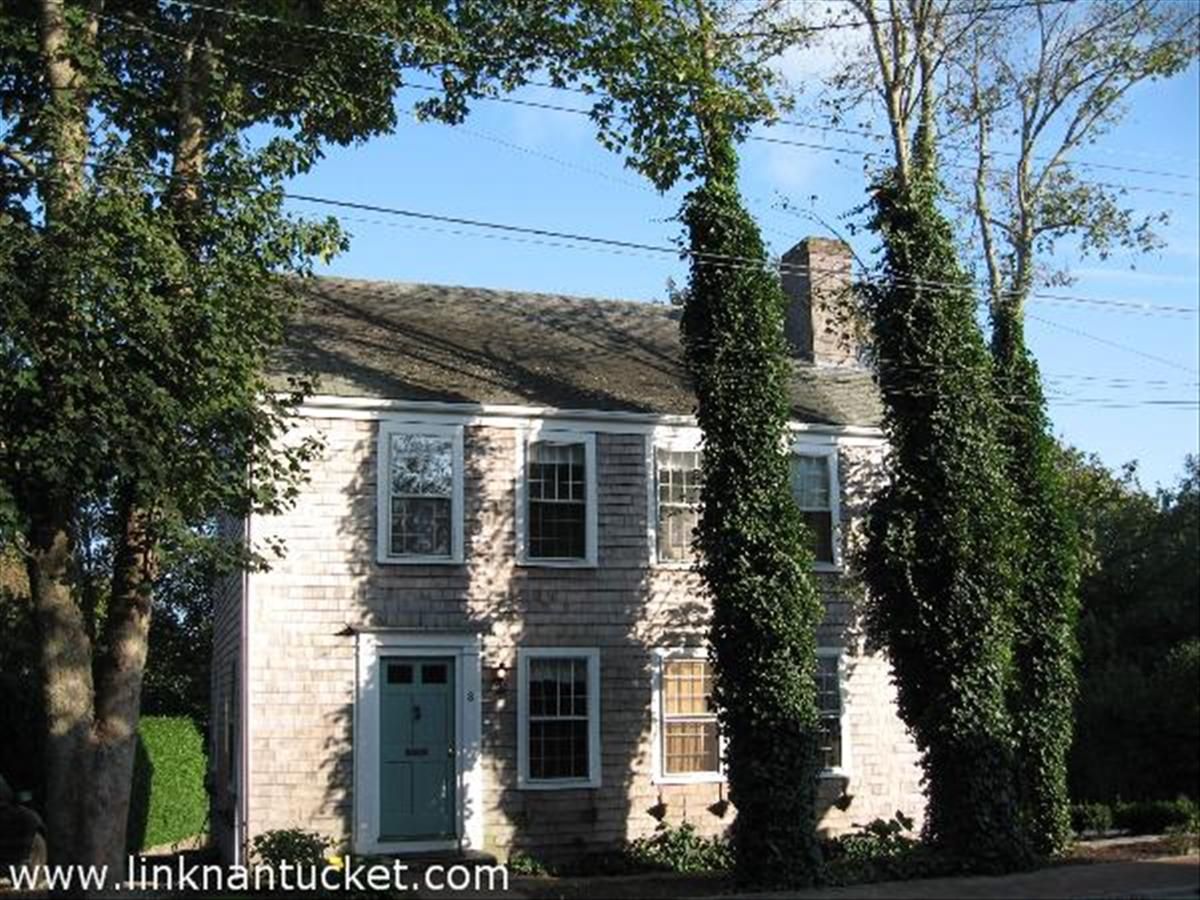 Town- 8 New Mill Street Image