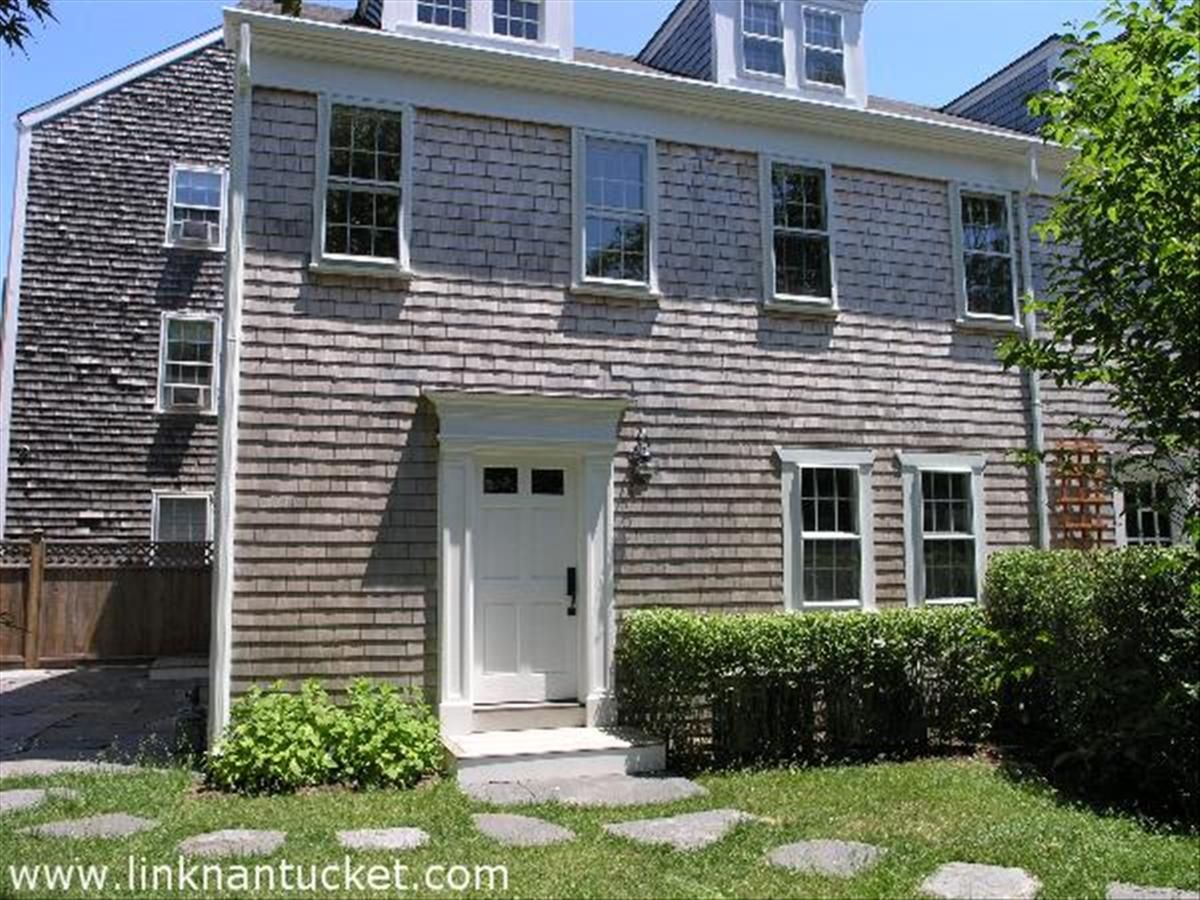 Town- 5B Step Lane Image