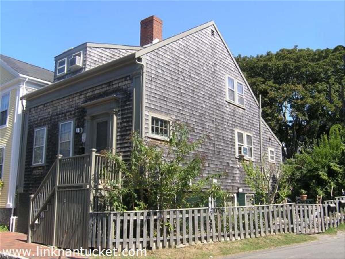 Town- 34 Pine Street Image