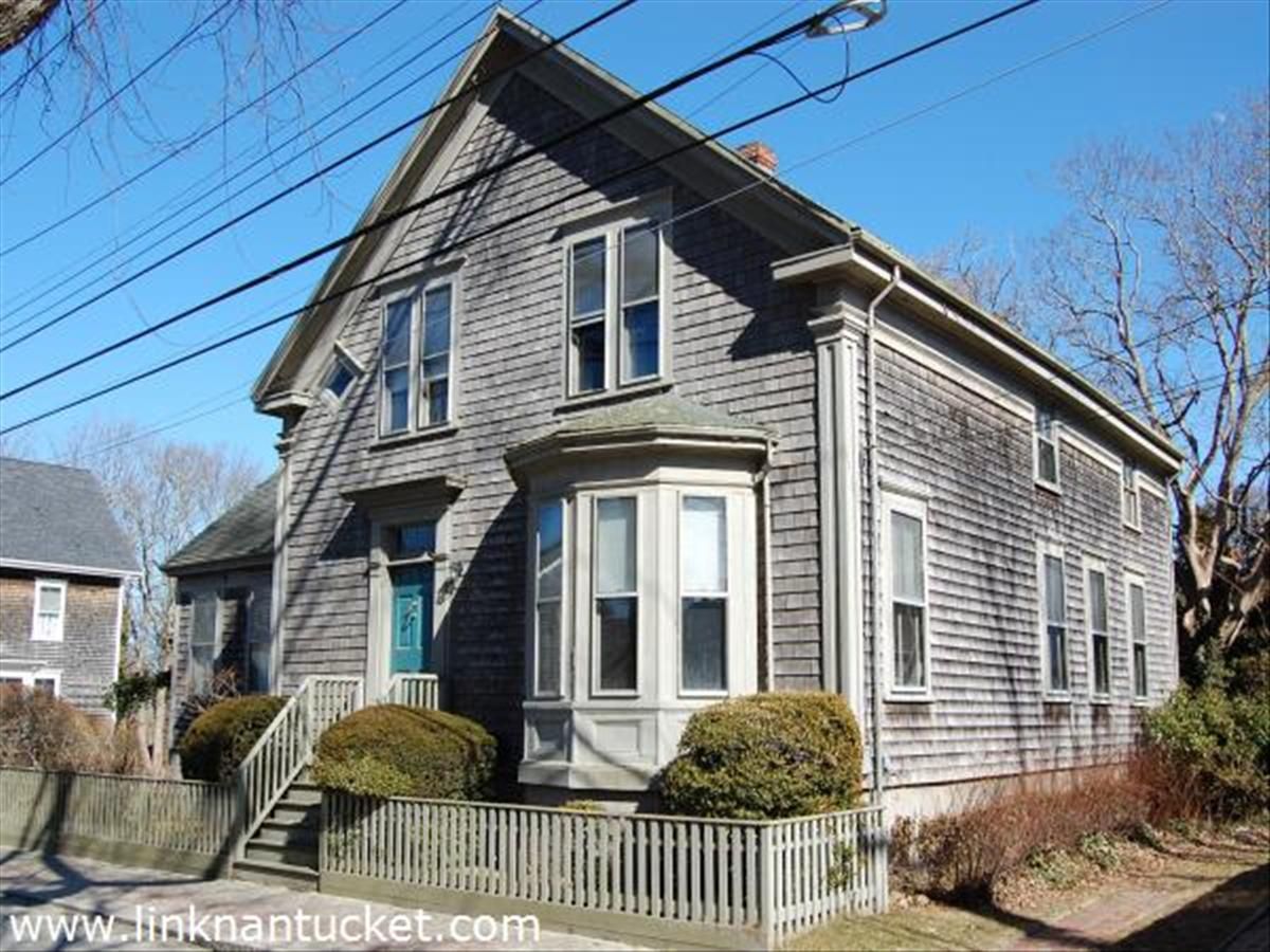 Town- 7 Gardner Street Image