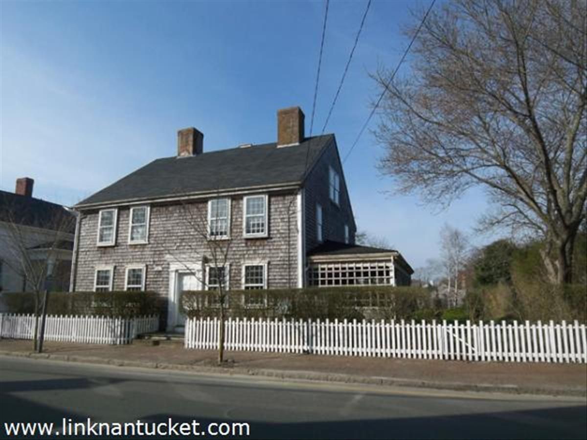 Town- 15 Pleasant Street Image