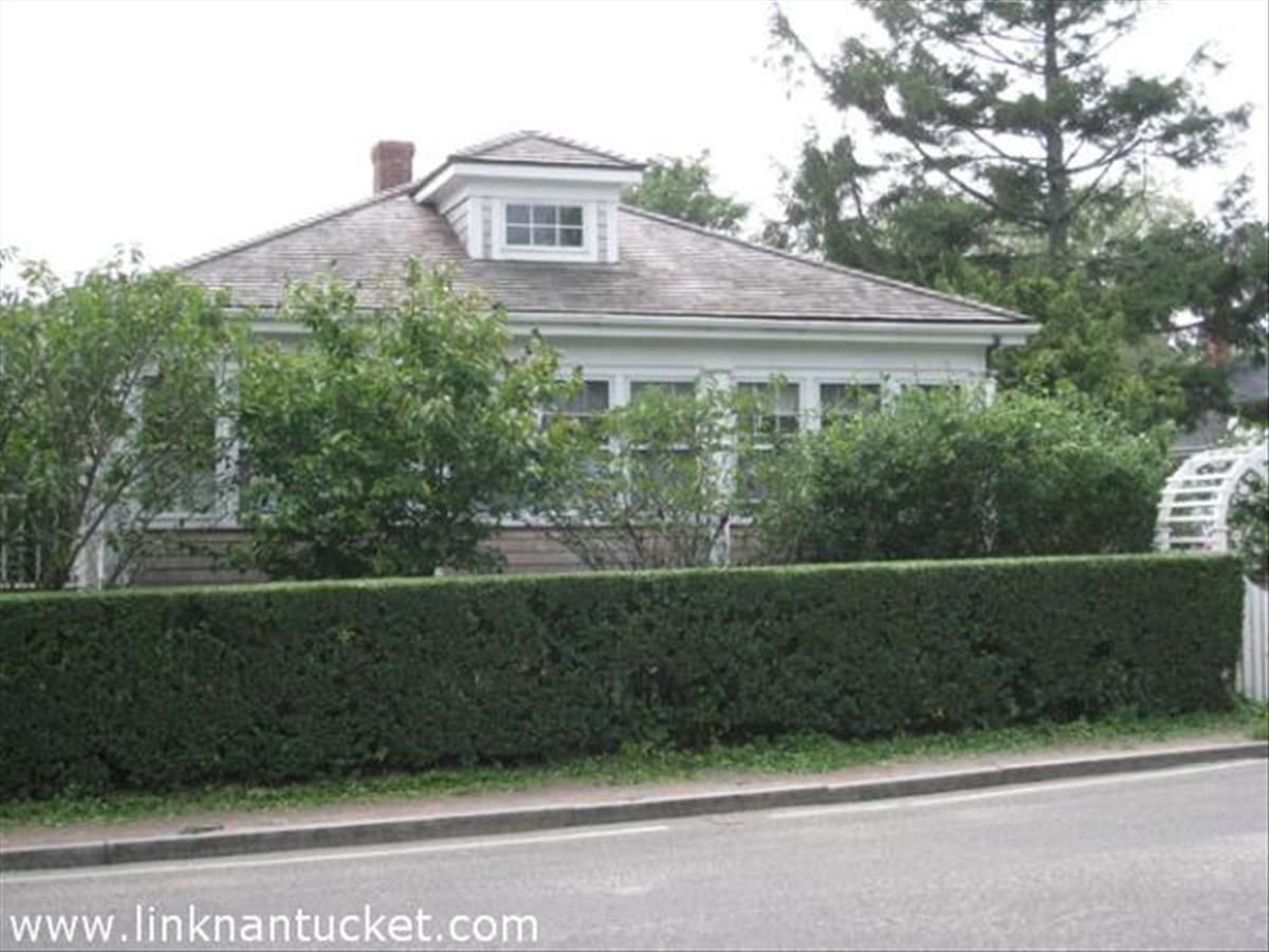 Town- 111 Orange Street Image