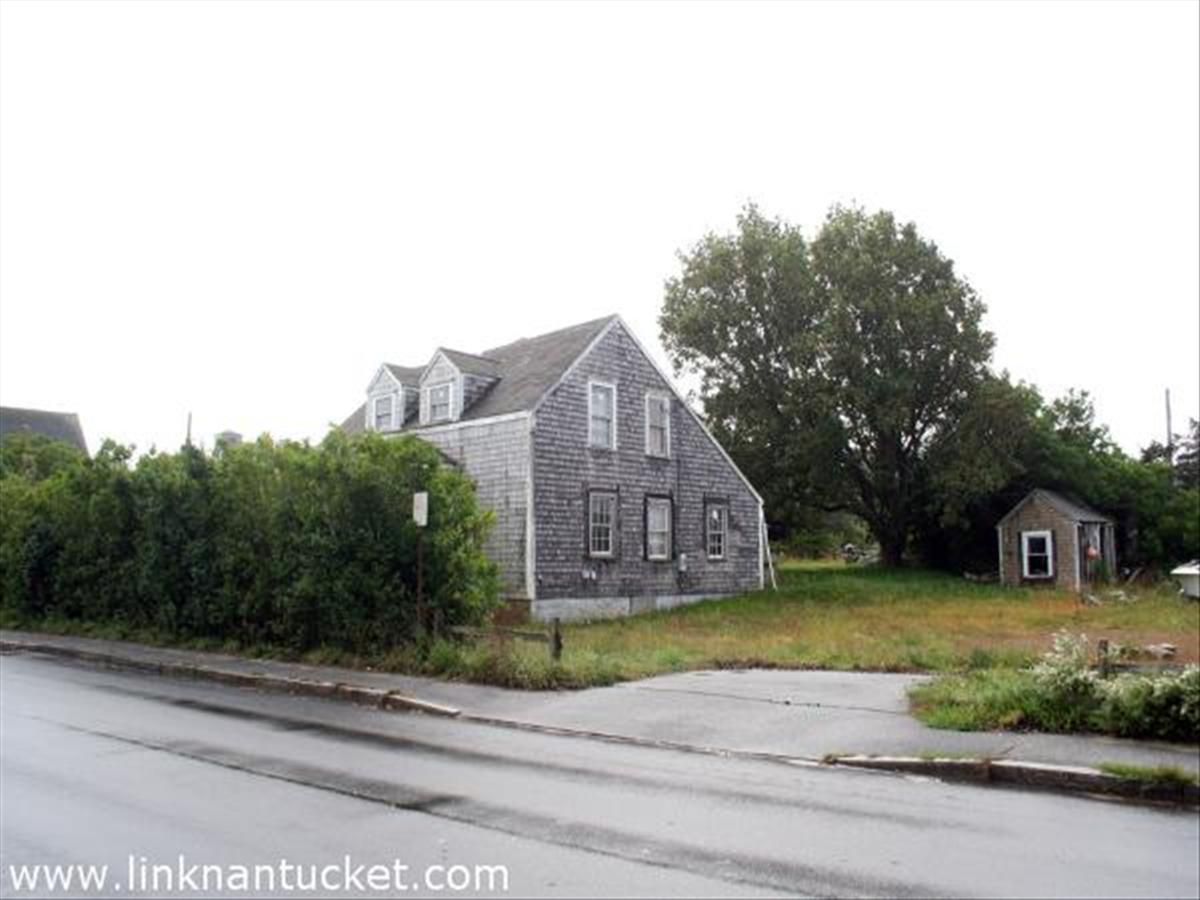 Town- 137 Orange Street Image