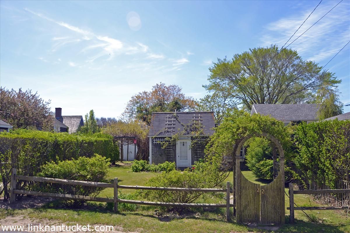 Town- 22 Vestal Street Image