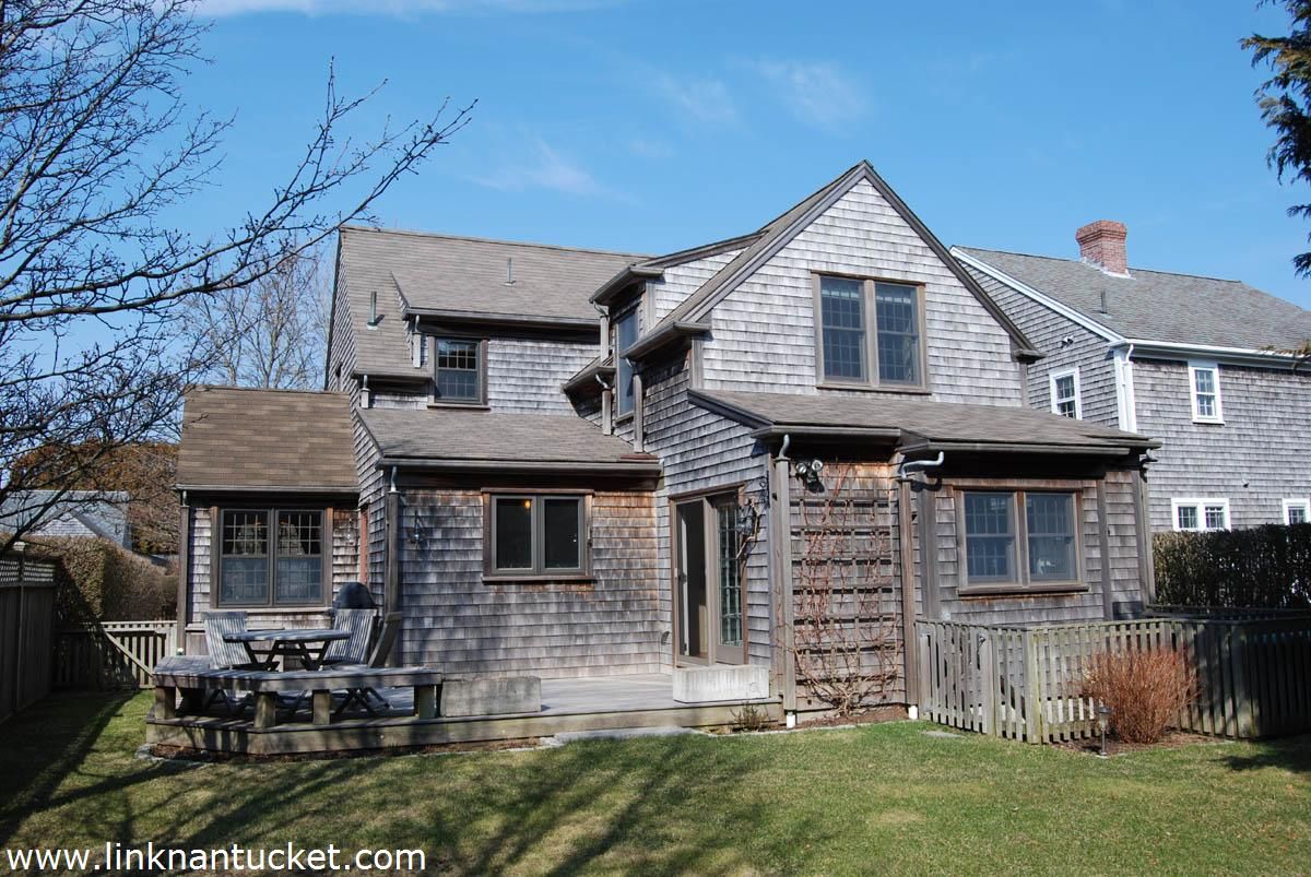 Naushop- 9 Goldfinch Drive Image