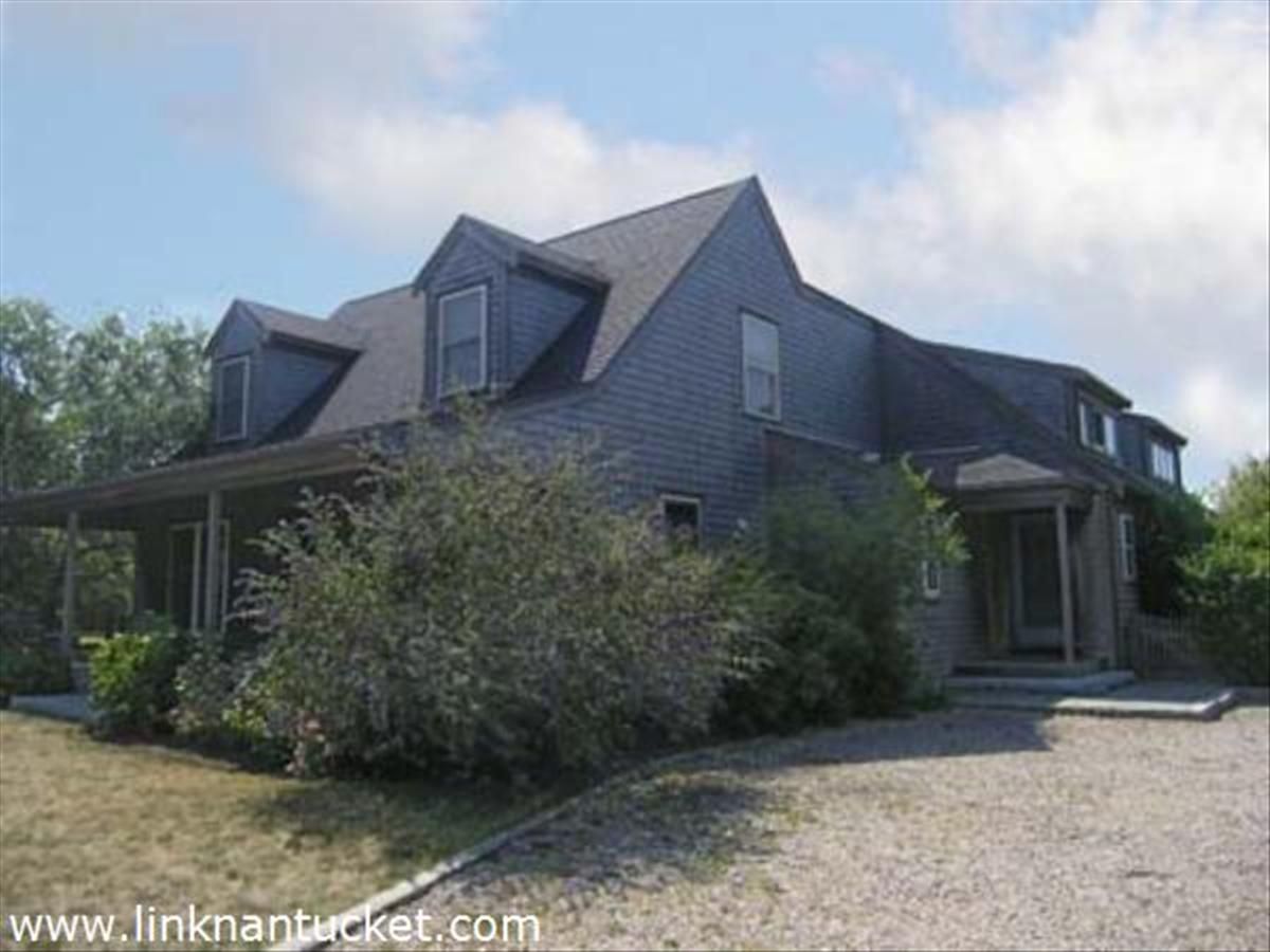 Mid Island- 47 Fairgrounds Road Image