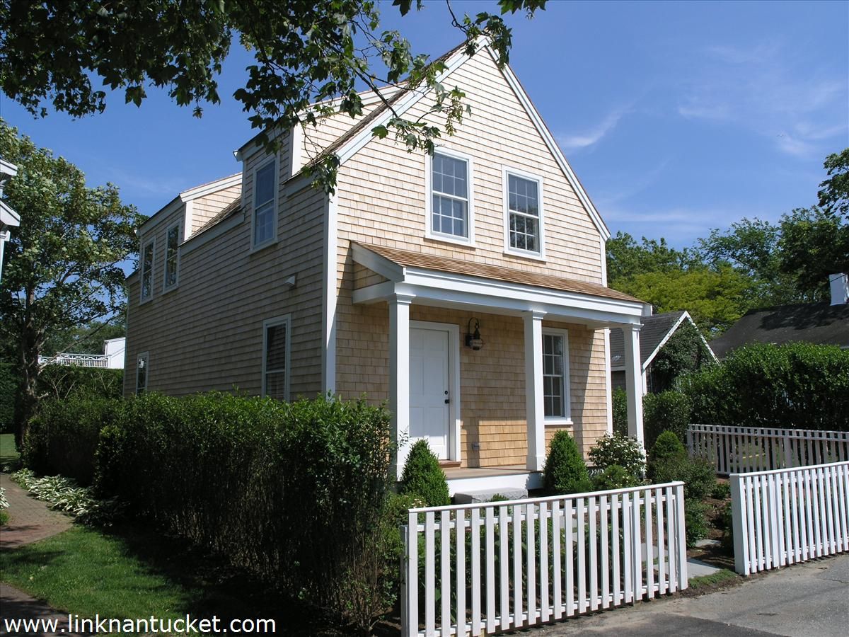 Town- 1 Lowell Place Image