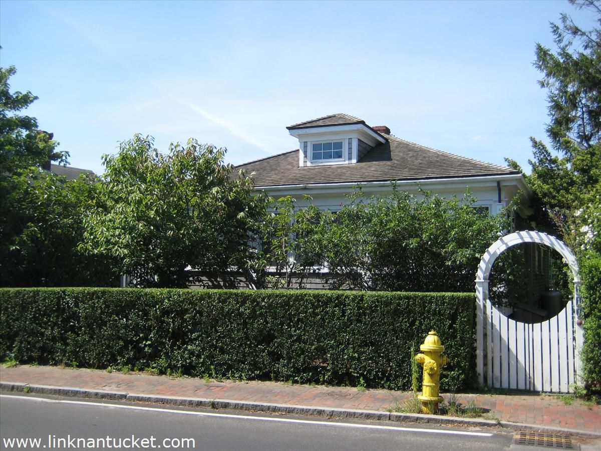 Town- 111 Orange Street Image