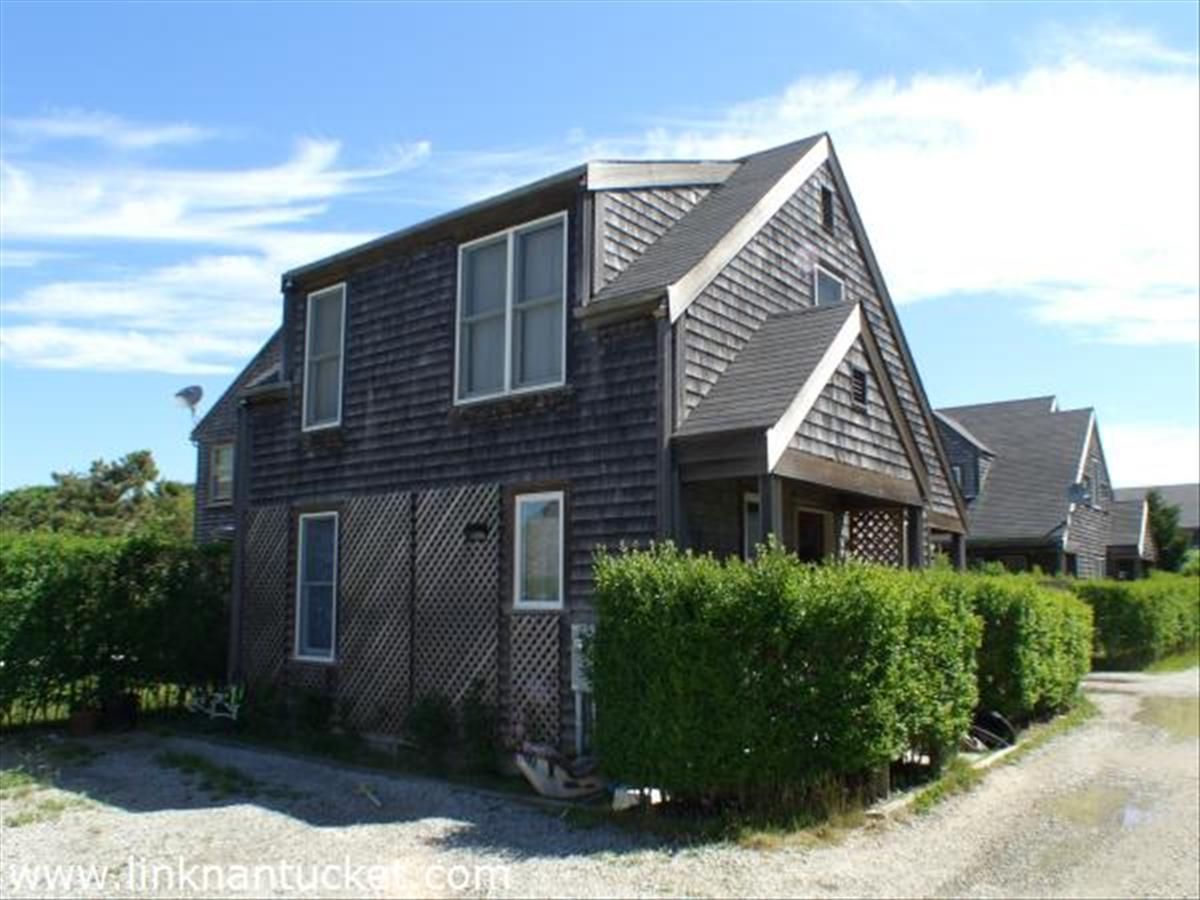 Mid Island- 6 Essex Road Image