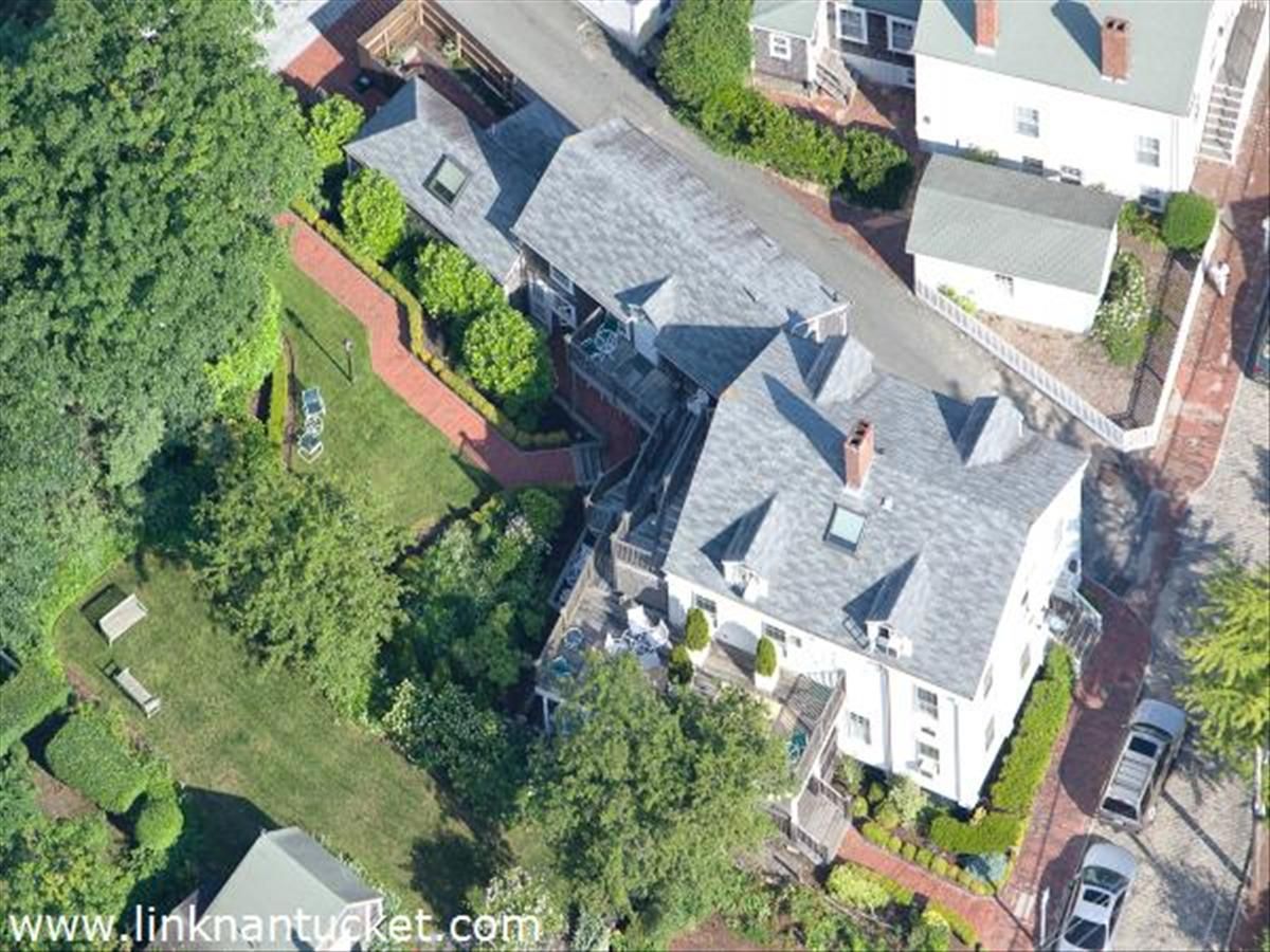 Town- 8 North Water Street Image