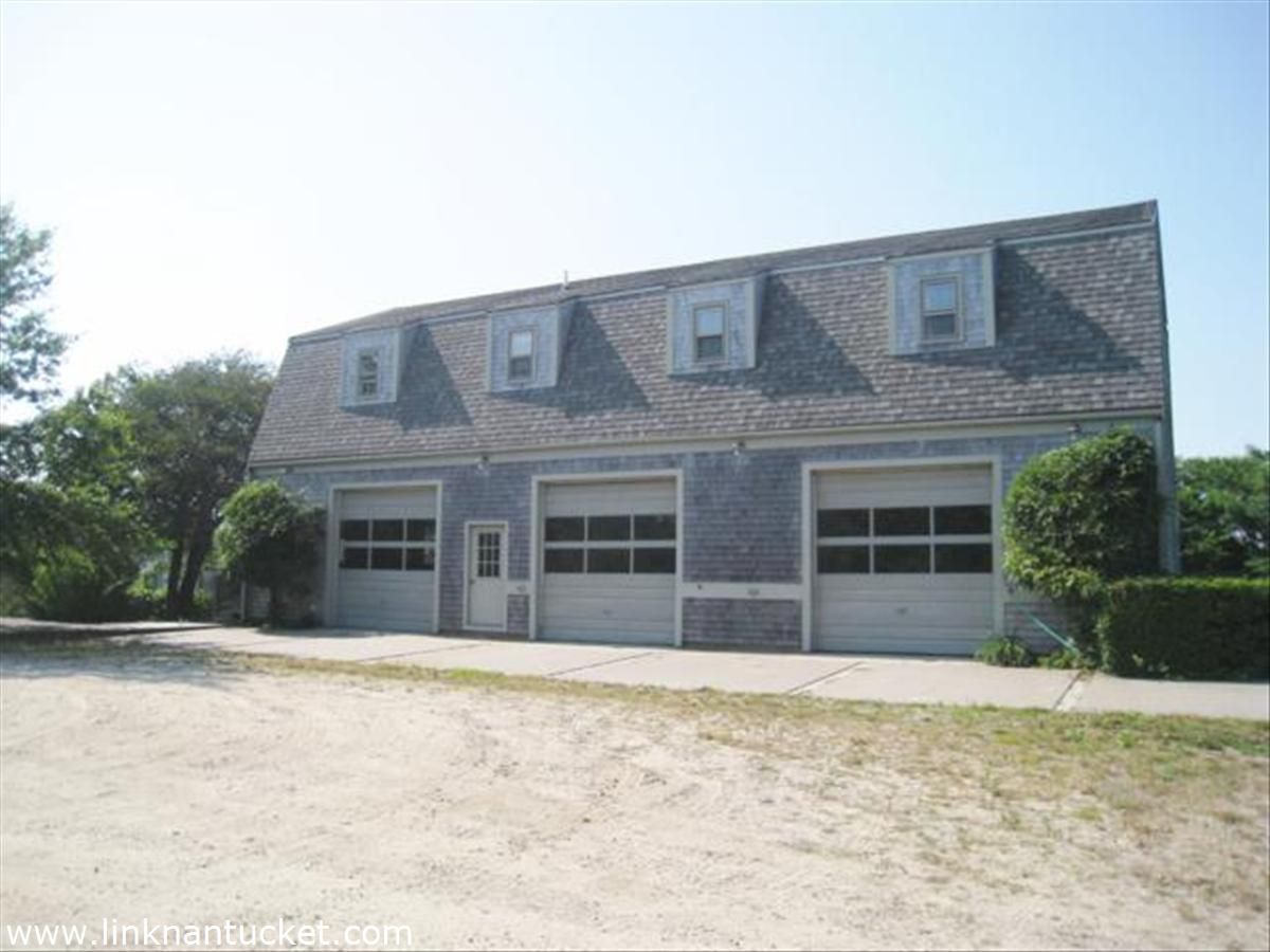 West of Town- 53 Dukes Road Image