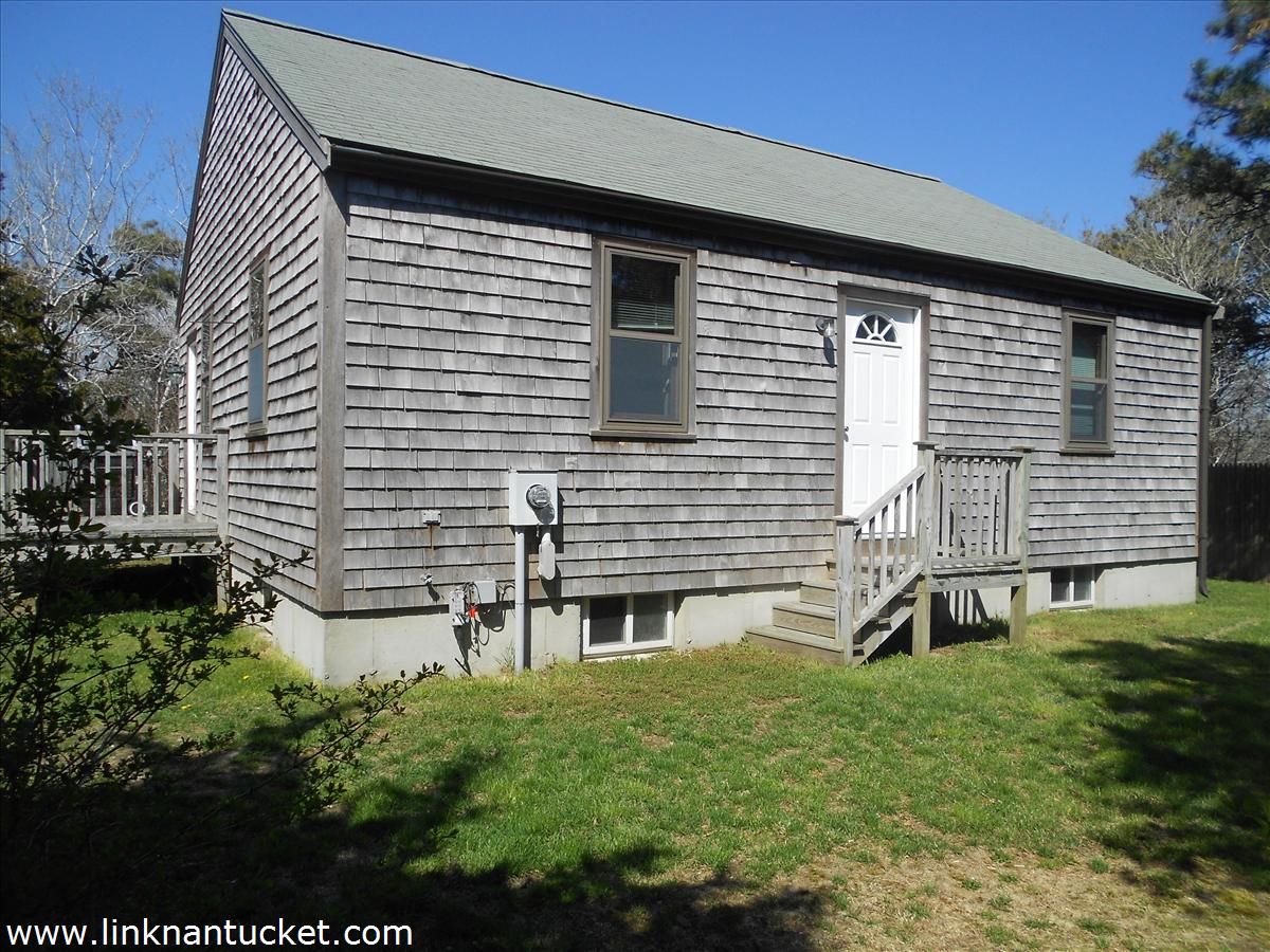 Mid Island- 5 Jeans Way Image