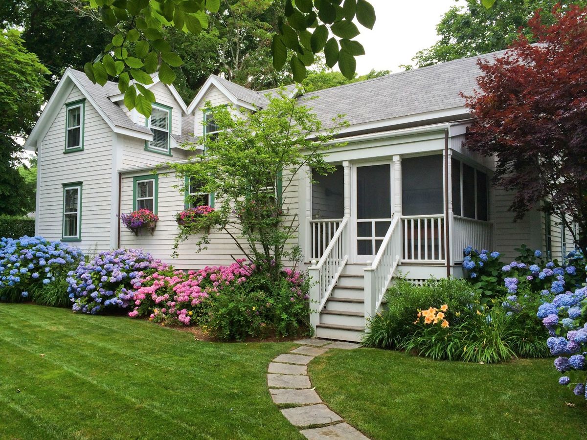 Town- 38 Pleasant Street Image