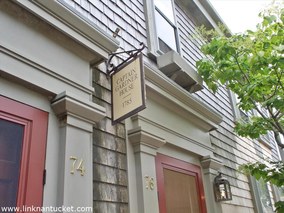 Town- 76A Center Street Image