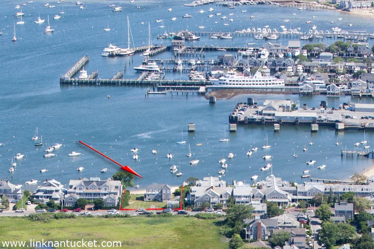 Brant Point- 46 Easton Street Image