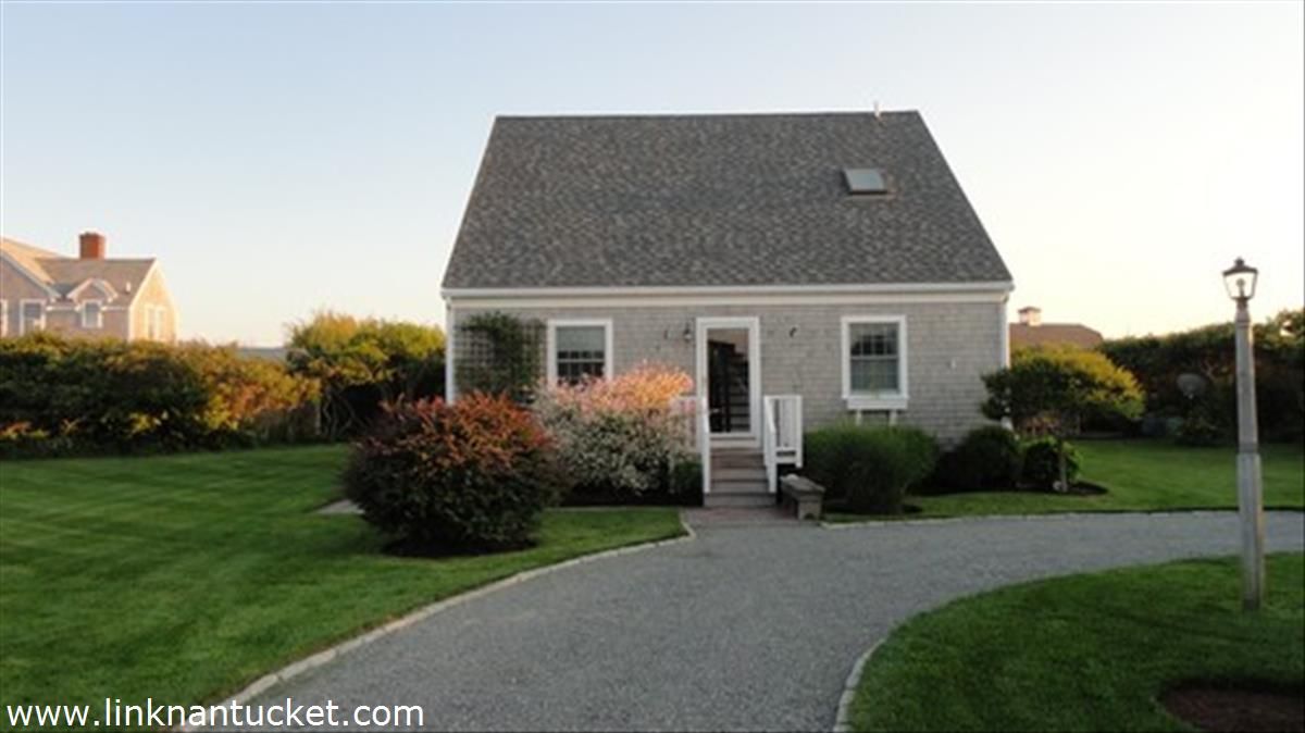 Tom Nevers- 22 Exeter Street Image