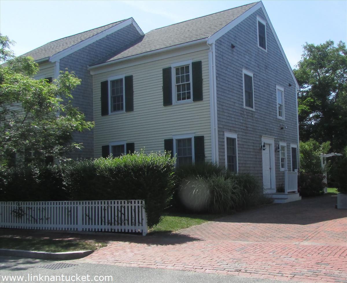 Mid Island- 6B Witherspoon Drive Image