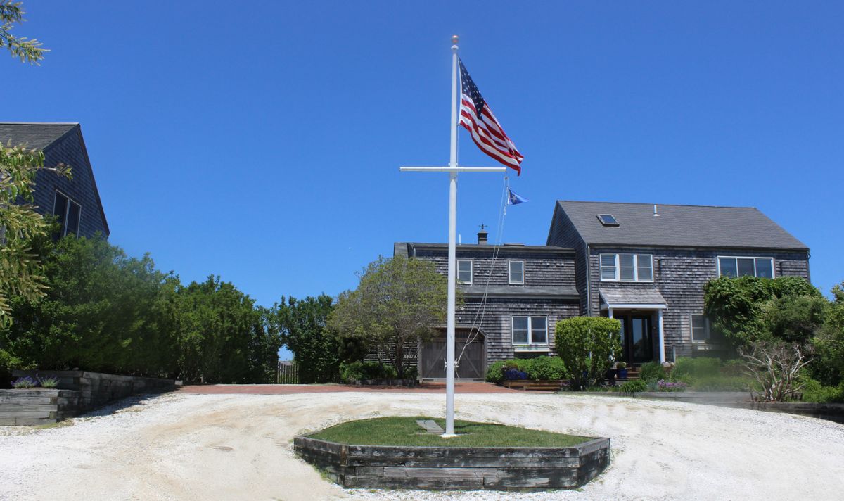 Dionis- 5 Eel Point Road Image