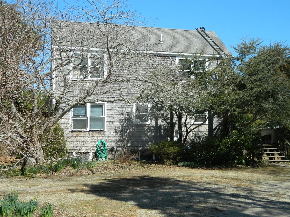 Mid Island- 32 & 34 Hinsdale Road Image