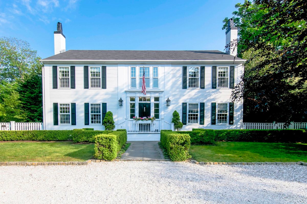 Town- 104 Main Street Image