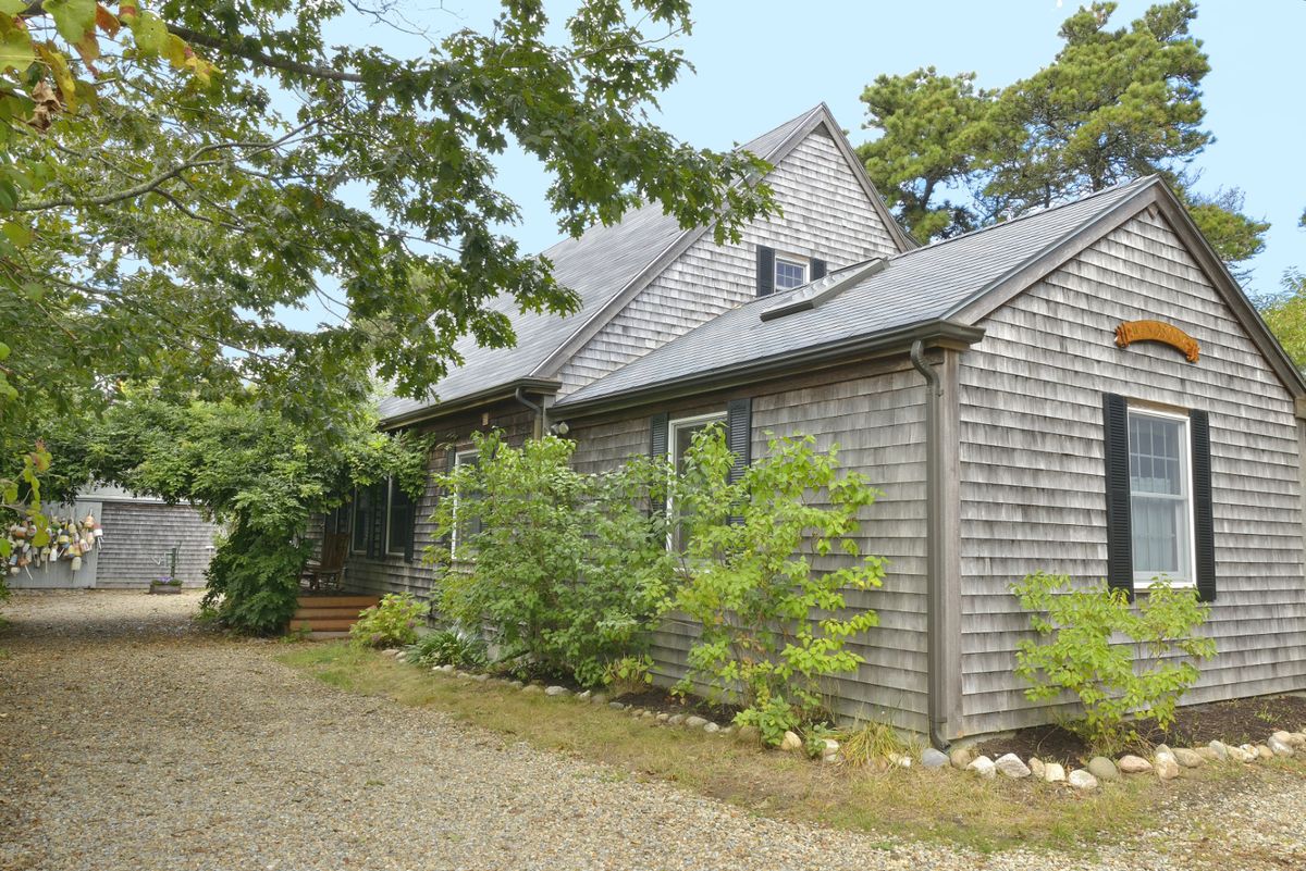 Mid Island- 47 Fairgrounds Road placeholder