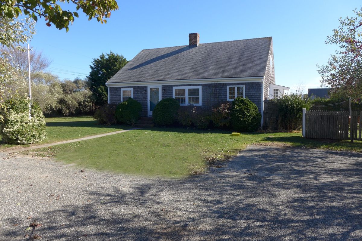 Mid Island- 8 Sparks Avenue Image