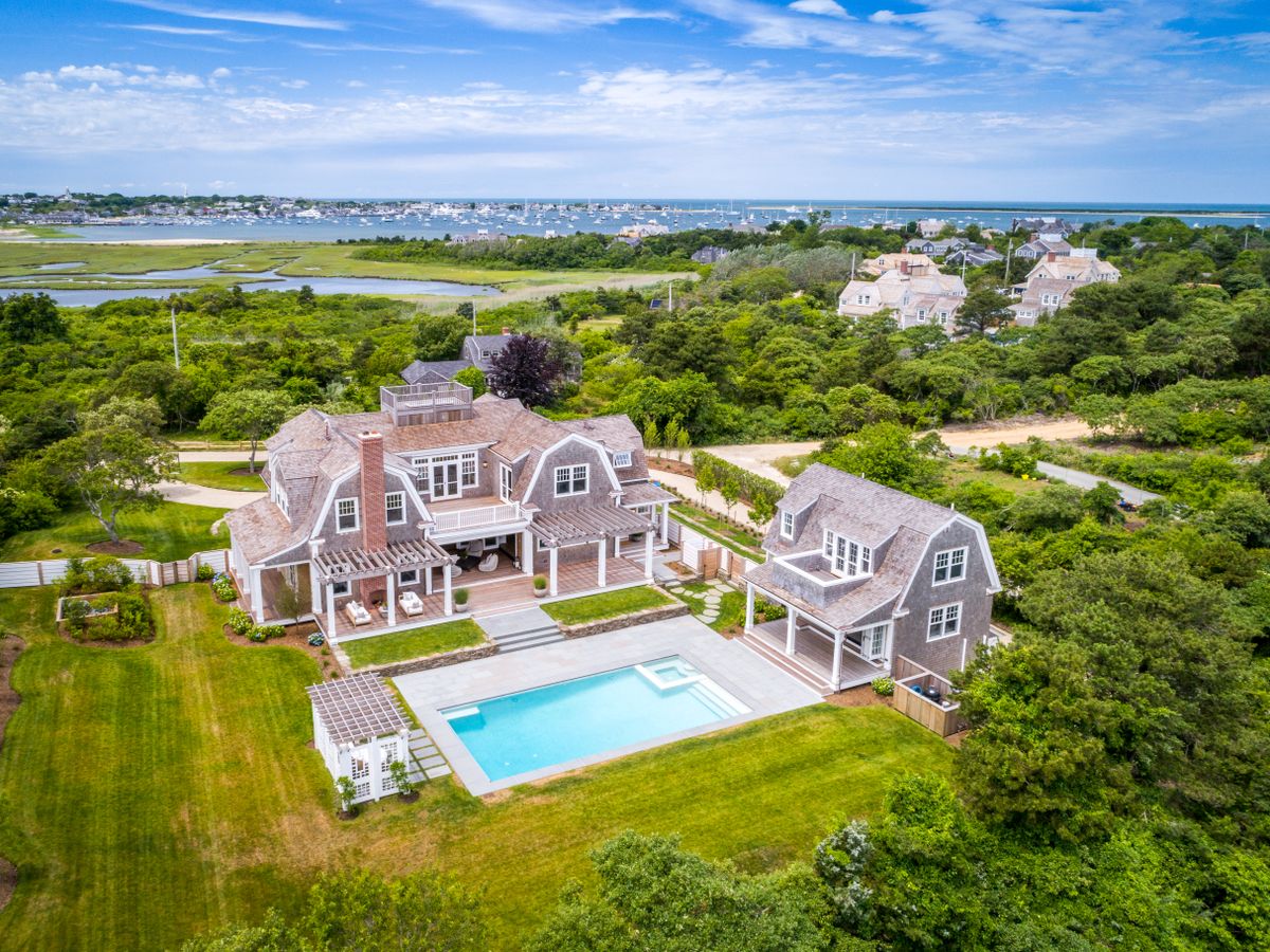 Monomoy- 3 Brewster Road Image