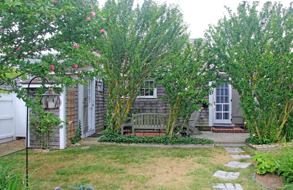 Brant Point- 5 North Beach Street Image