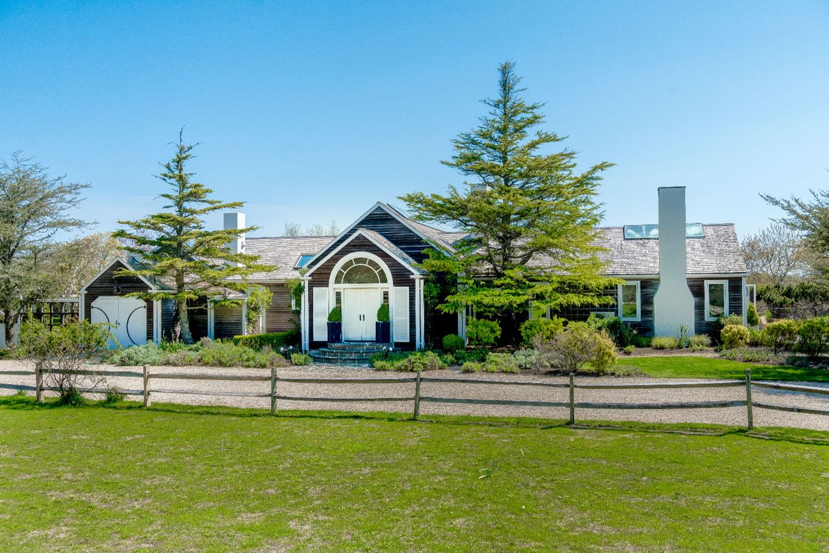 Polpis- 24 Almanack Pond Road Image