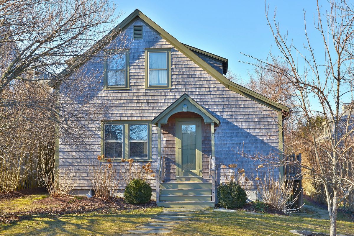 Town- 7 Williams Street Image