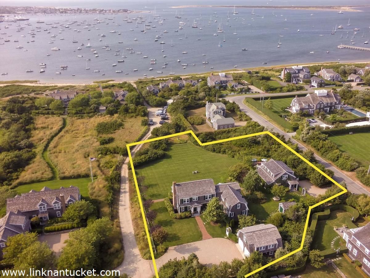 Monomoy- 44 Monomoy Road Image