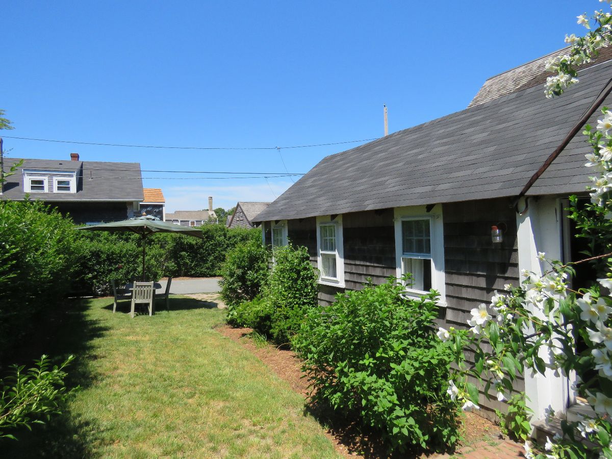 Town- 1 Lowell Place Image