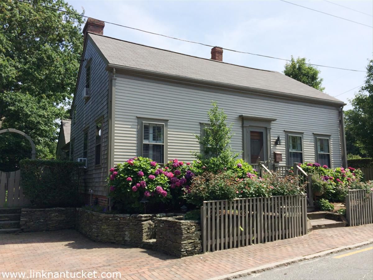 Town- 14 New Mill Street Image