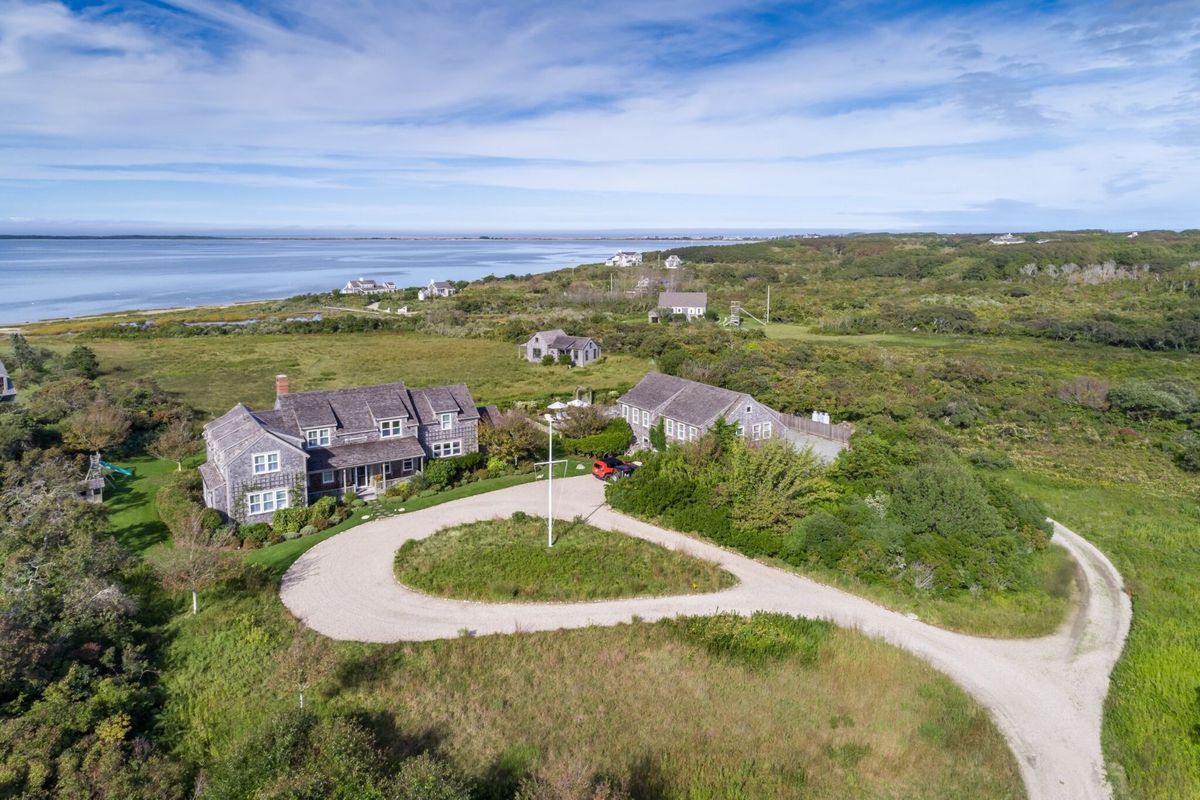 Pocomo- 25 Pocomo Road/ 6 Lauretta Lane Image