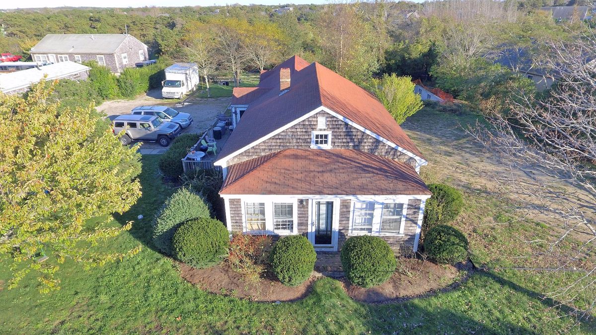 Mid Island- 46 Surfside Road Image