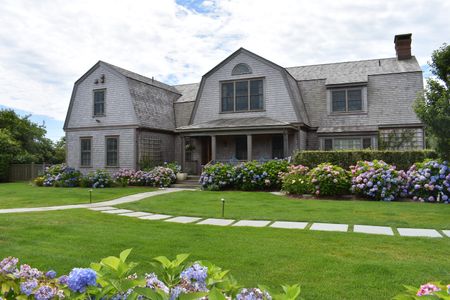 Property Image 0