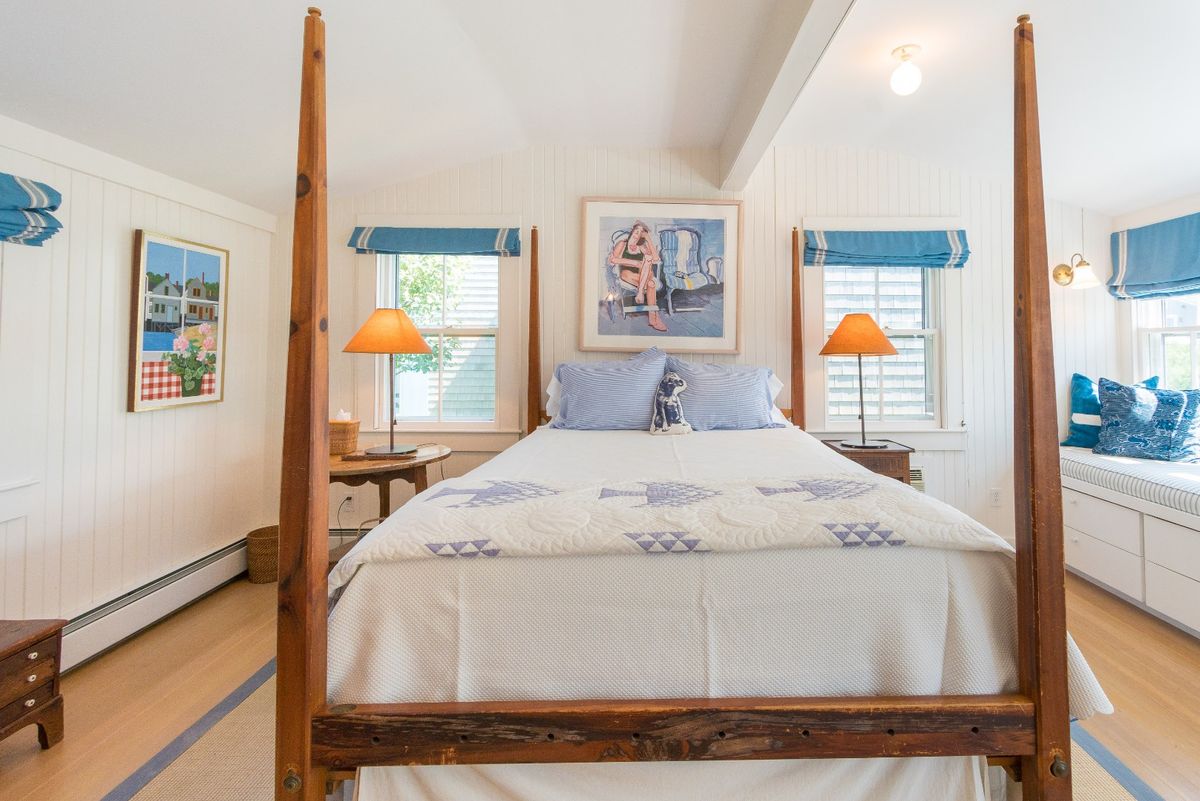 Main House first floor bedroom suite