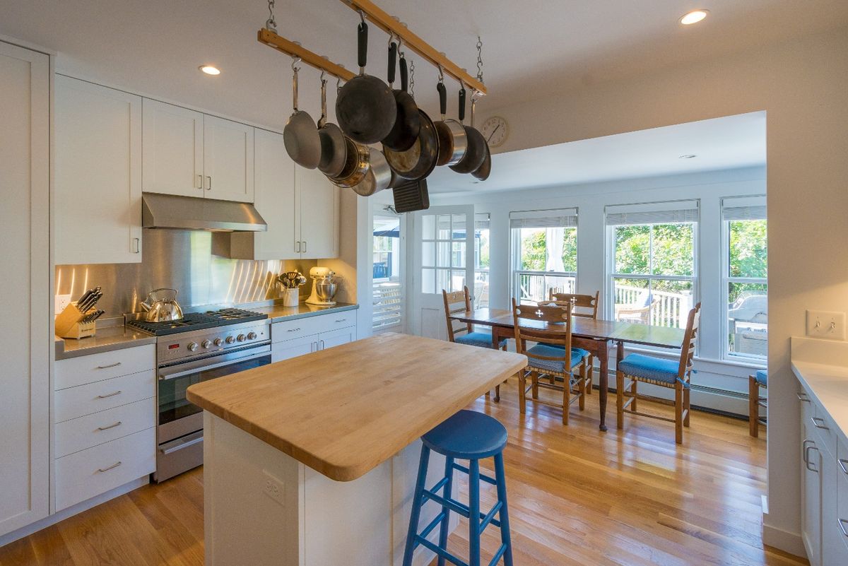 Main house eat in kitchen