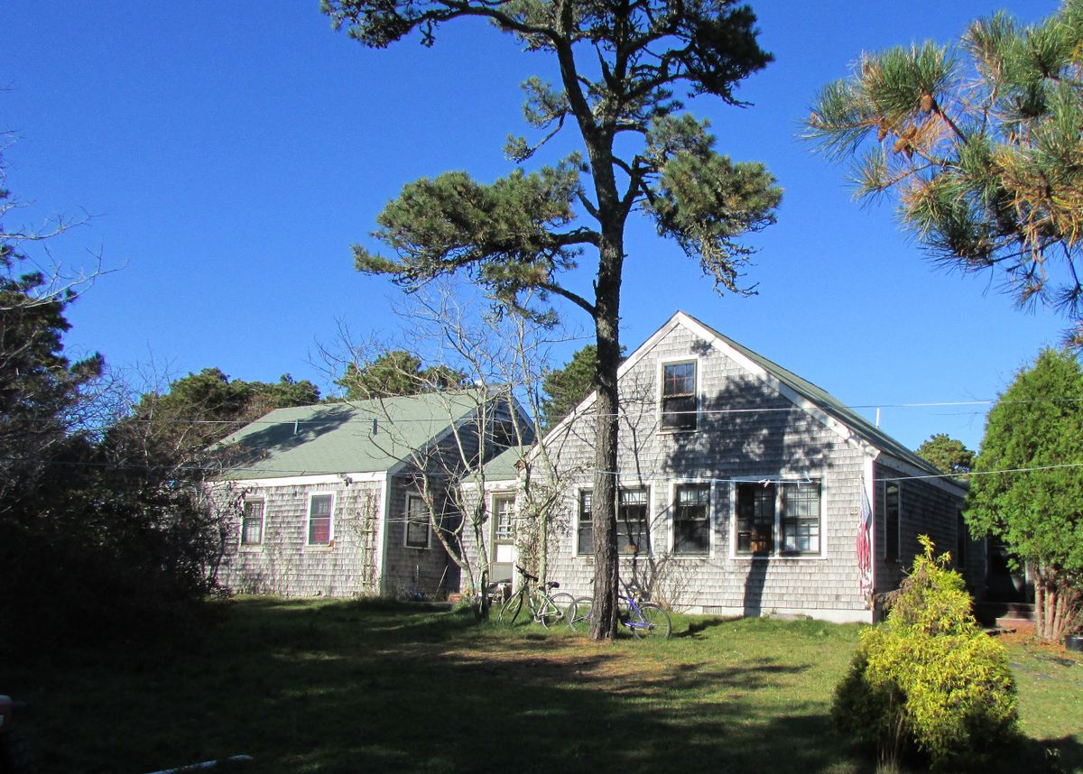 Surfside- 28 South Shore Road Image