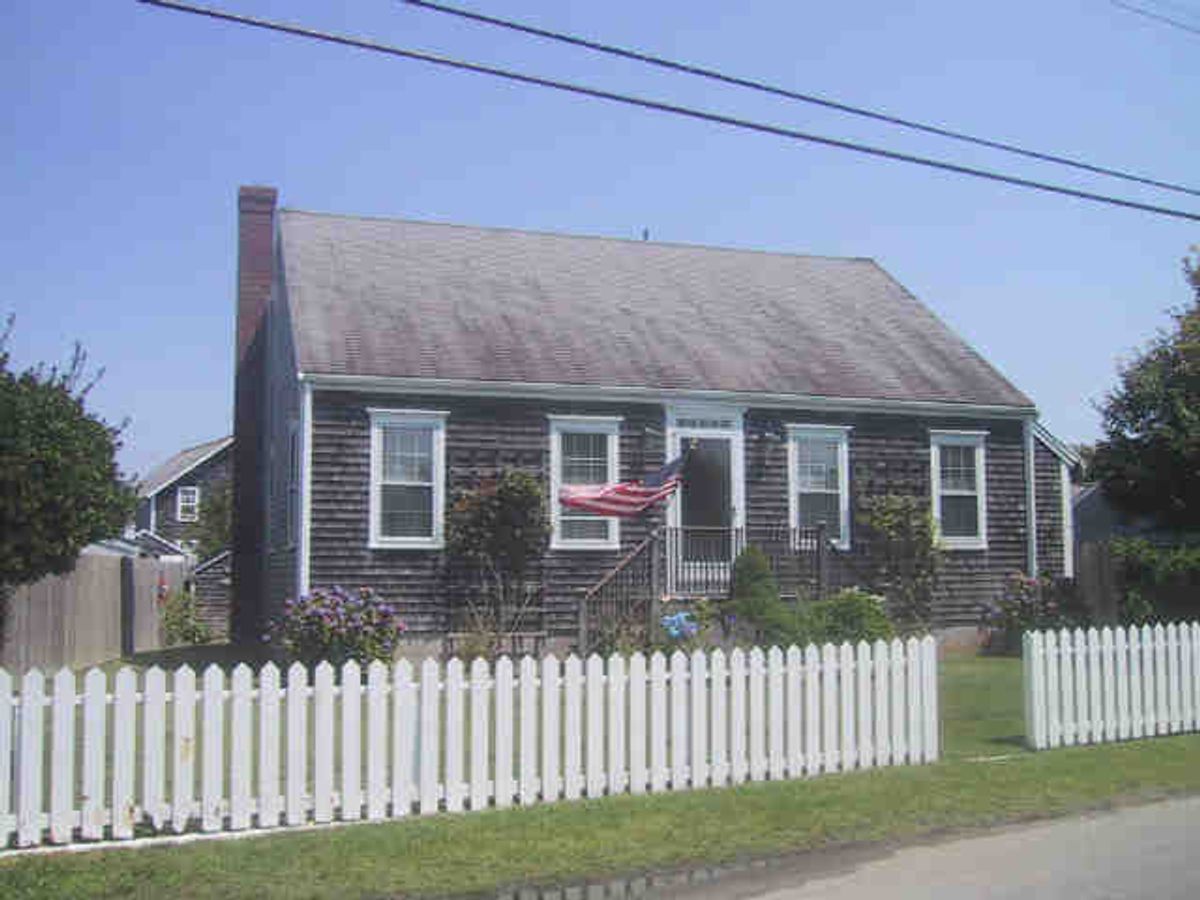 Brant Point- 29 Walsh Street Image