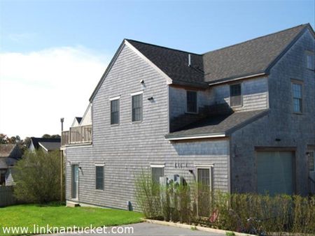Mid Island- 10A Miacomet Avenue Image