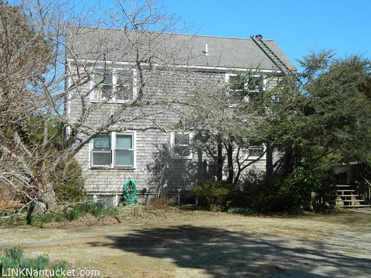 Mid Island- 32 & 34 Hinsdale Road Image