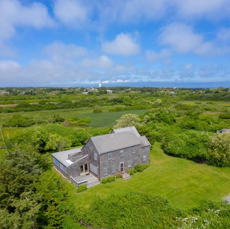 West of Town- 18 Meadow Lane Image