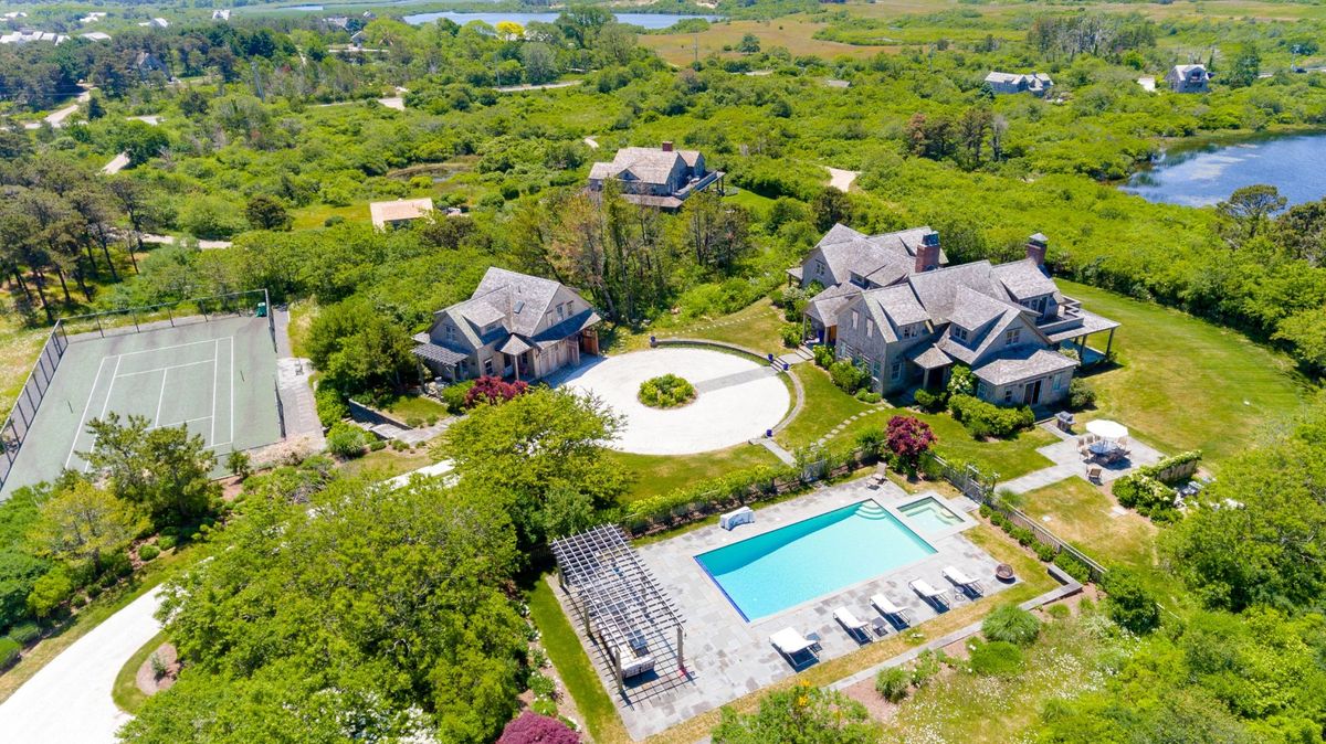 West of Town- 8 Maxey Pond Road Image