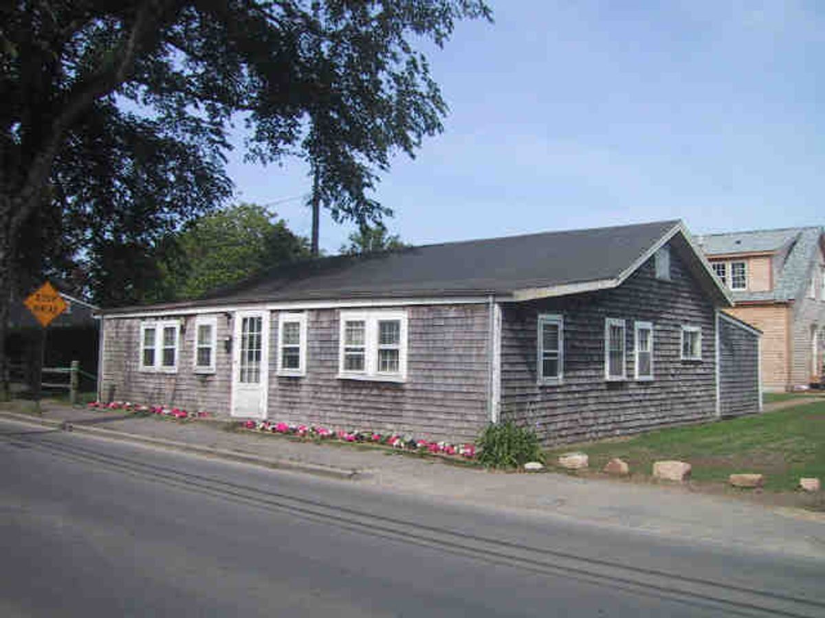 Town- 12 Atlantic Avenue Image