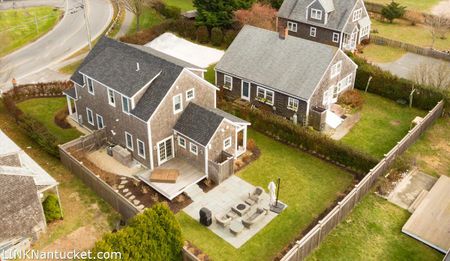Main House & Cottage