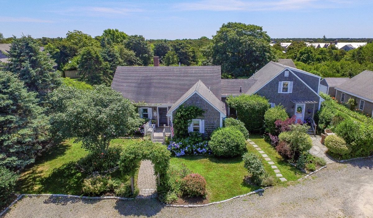 Miacomet- 52 Somerset Road Image