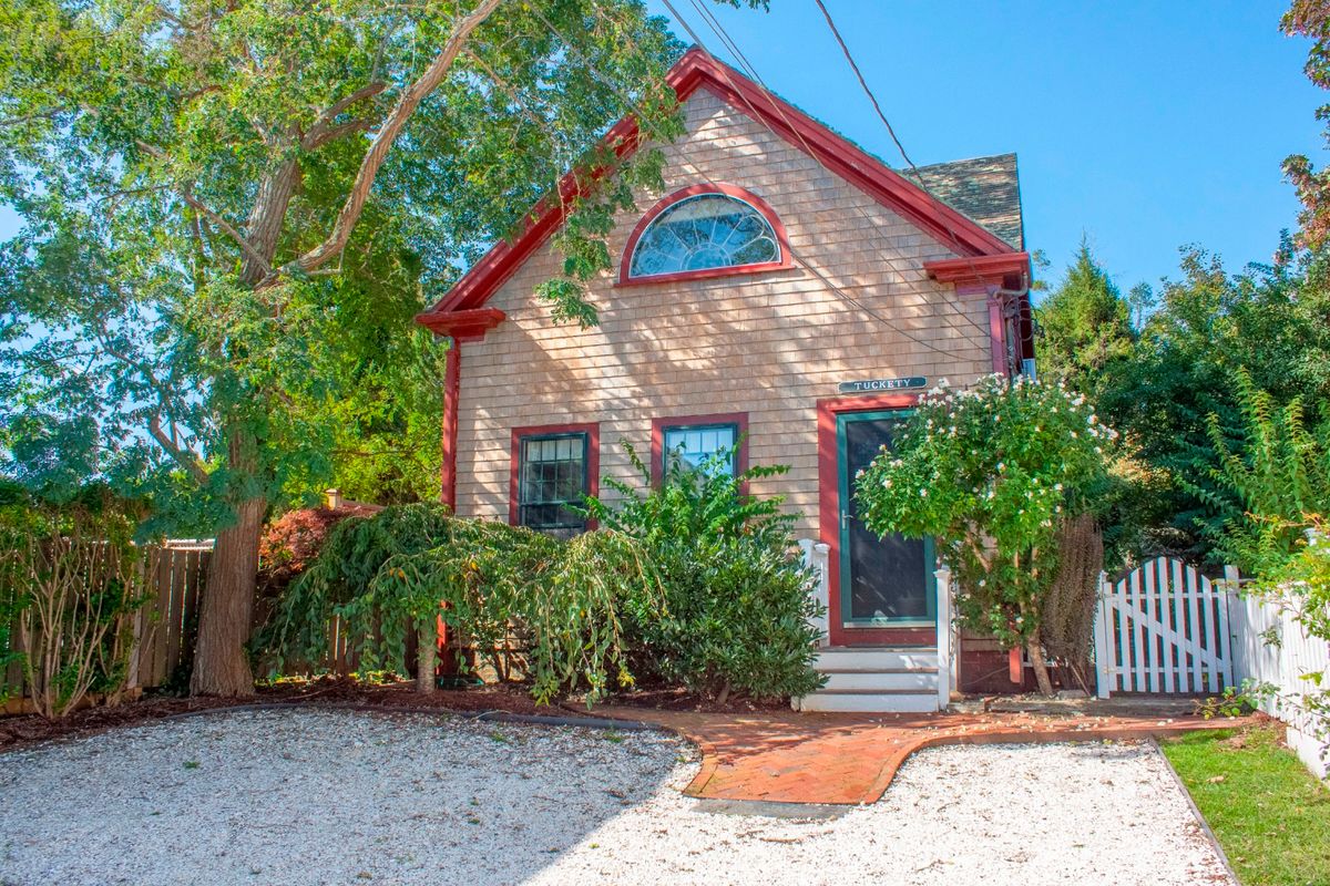 Town- 3 Cottage Court Image